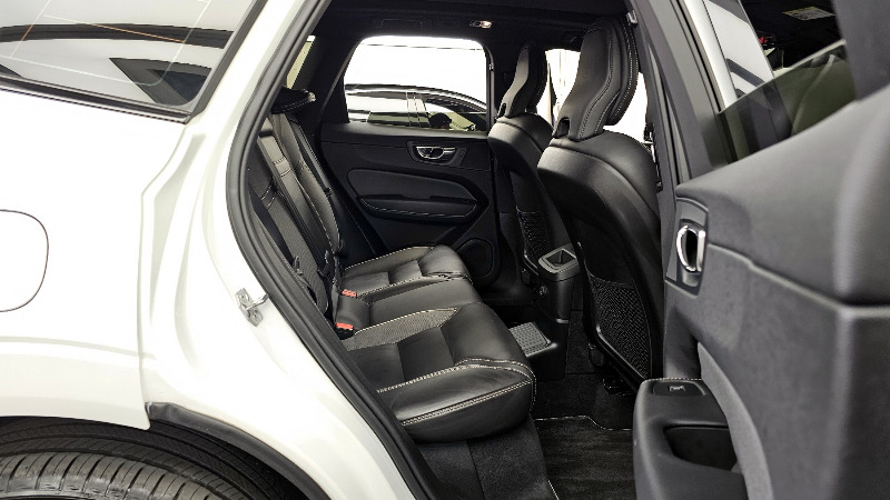 car Volvo XC60 id33254 photo #12