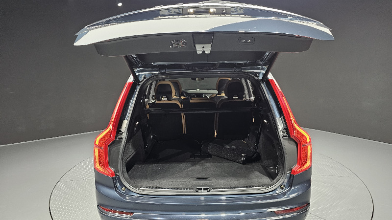 car Volvo XC90 id33272 photo #19
