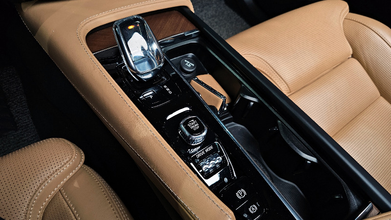 car Volvo XC90 id33272 photo #9