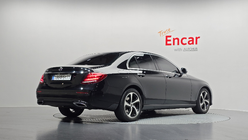 car Mercedes Benz E Class id33280 photo #2