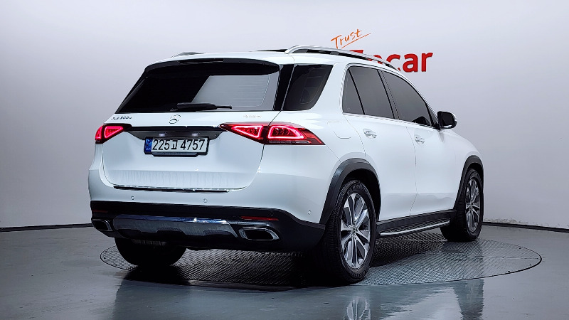 car Mercedes Benz GLE id33377 photo #2