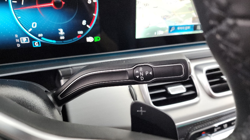 car Mercedes Benz GLE id33377 photo #9