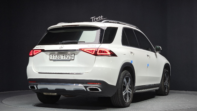 car Mercedes Benz GLE id33382 photo #2