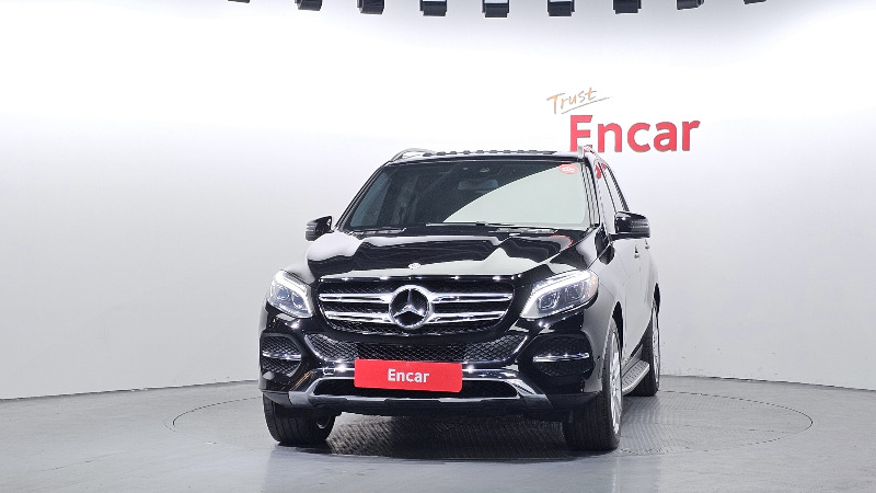 car Mercedes Benz GLE id33413 photo #3