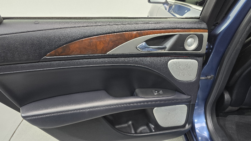 car Lincoln MKZ id33418 photo #25