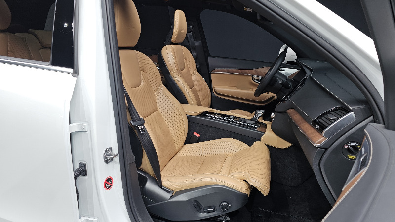 car Volvo XC90 id33547 photo #11