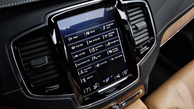 car Volvo XC90 id33547 photo #17