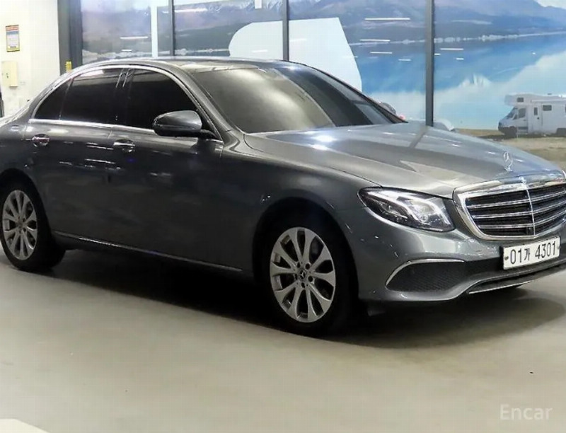 car Mercedes Benz E Class id33554 main photo