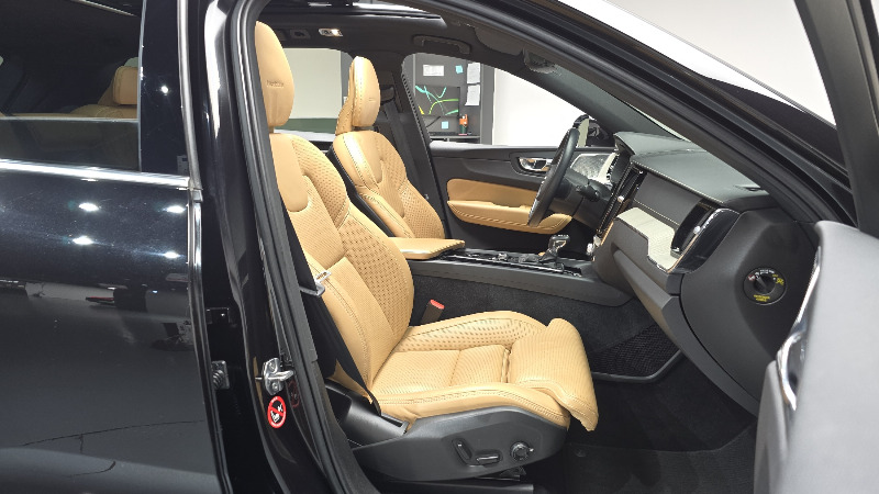 car Volvo XC60 id33567 photo #11