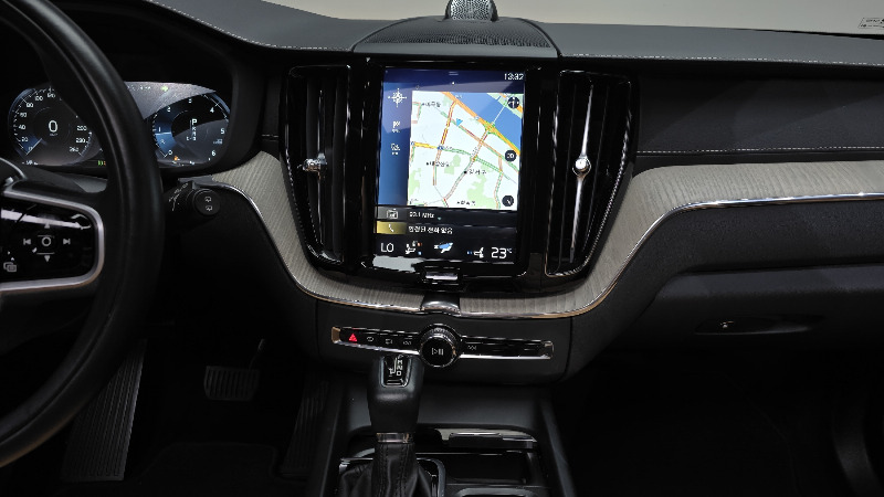 car Volvo XC60 id33567 photo #14