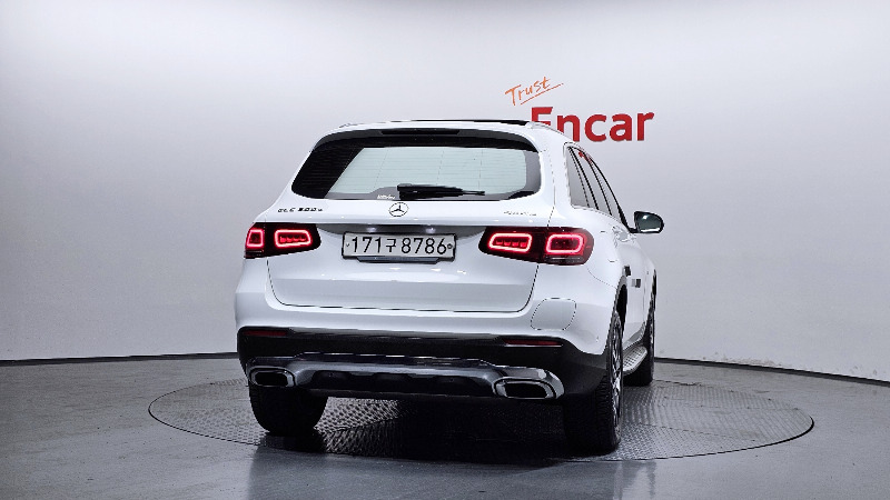 car Mercedes Benz GLC id33702 photo #4
