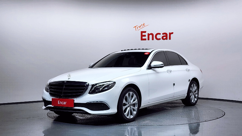 car Mercedes Benz E Class id33724 main photo