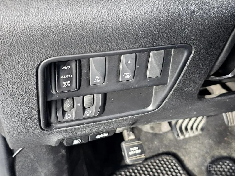 car Renault Samsung QM6 id33802 photo #13