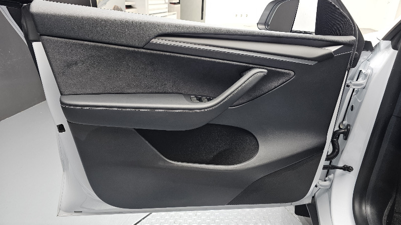 car Tesla Model Y id34340 photo #24