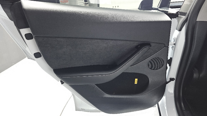 car Tesla Model Y id34340 photo #25