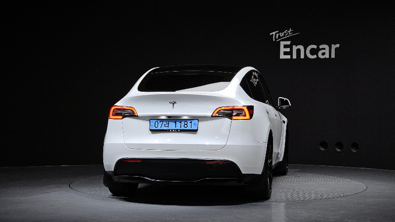 car Tesla Model Y id34340 photo #4