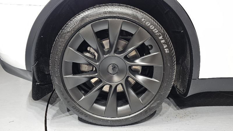 car Tesla Model Y id34340 photo #5