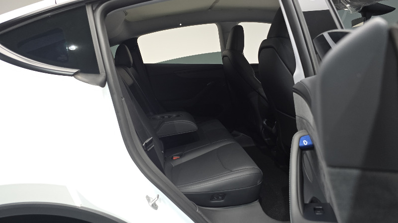 car Tesla Model Y id34355 photo #12