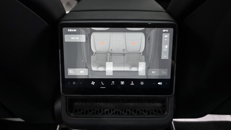 car Tesla Model Y id34473 photo #19