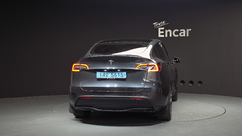 car Tesla Model Y id34514 photo #4