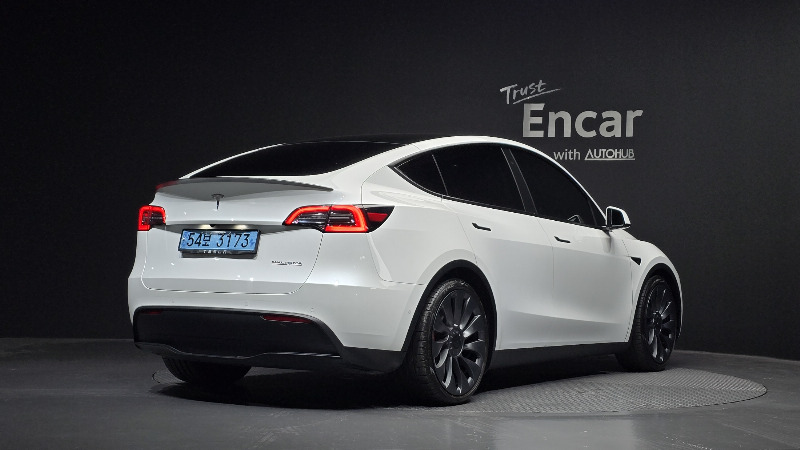 car Tesla Model Y id34571 photo #2