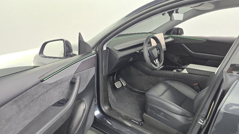 car Tesla Model Y id34576 photo #10