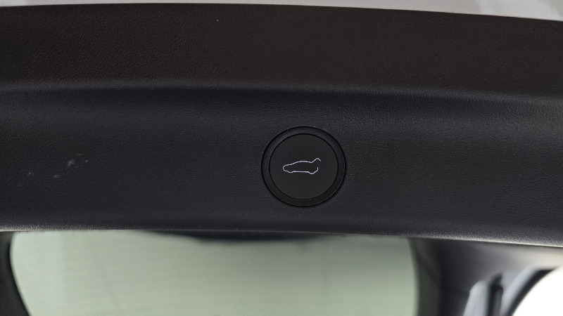 car Tesla Model Y id34603 photo #17