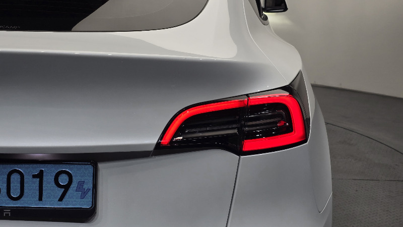 car Tesla Model Y id34603 photo #23