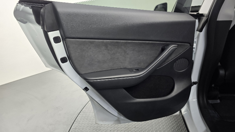 car Tesla Model Y id34603 photo #25
