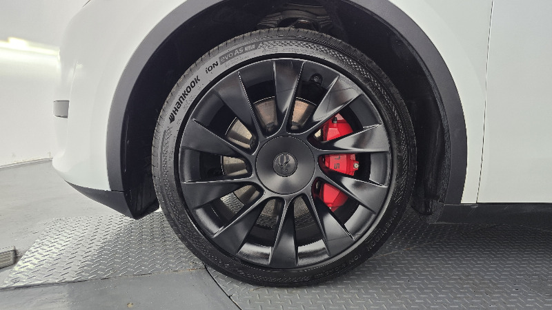 car Tesla Model Y id34603 photo #5