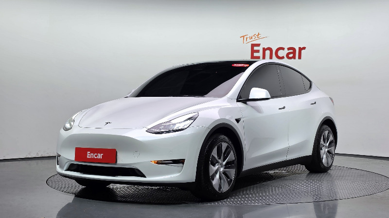 car Tesla Model Y id34652 main photo