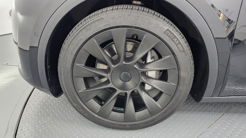 car Tesla Model Y id34710 photo #5