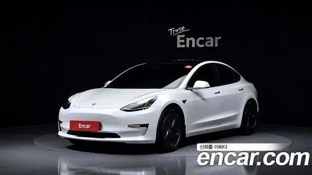 car Tesla Model 3 id34719 main photo