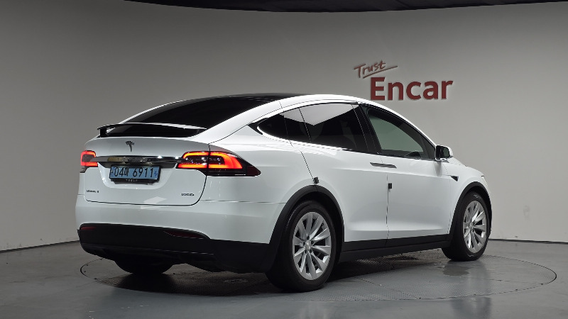 car Tesla Model X id34725 photo #2