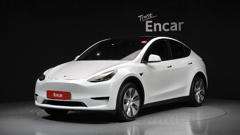 car Tesla Model Y id34806 main photo