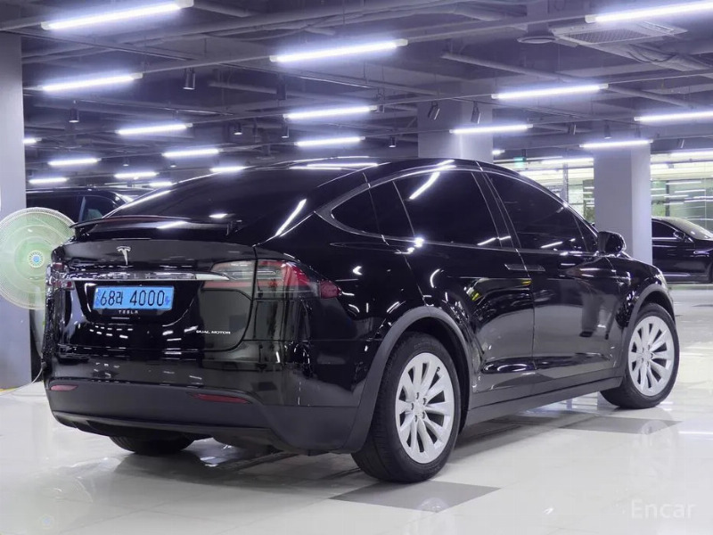 car Tesla Model X id34833 photo #2