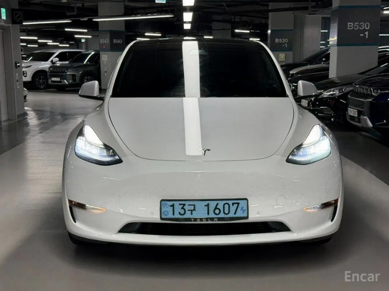 car Tesla Model Y id34844 main photo