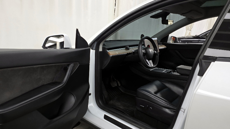 car Tesla Model Y id34856 photo #10