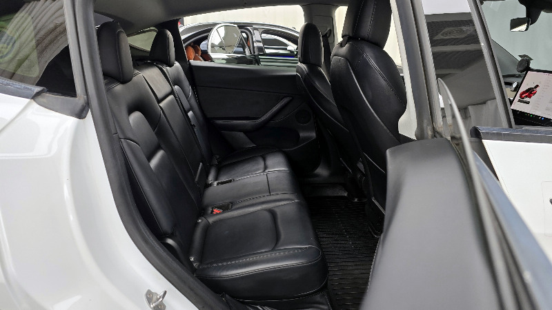 car Tesla Model Y id34856 photo #11