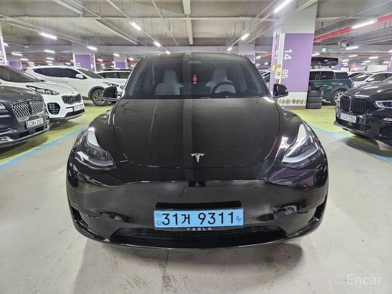 car Tesla Model Y id34874 photo #2