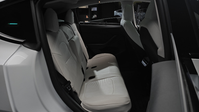 car Tesla Model Y id34880 photo #12
