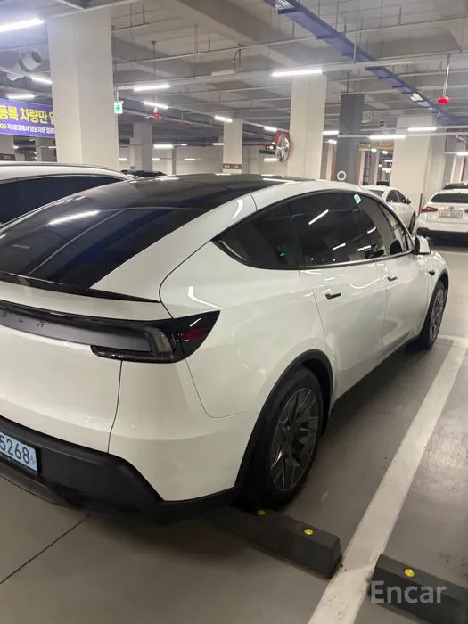car Tesla Model Y id34917 photo #2