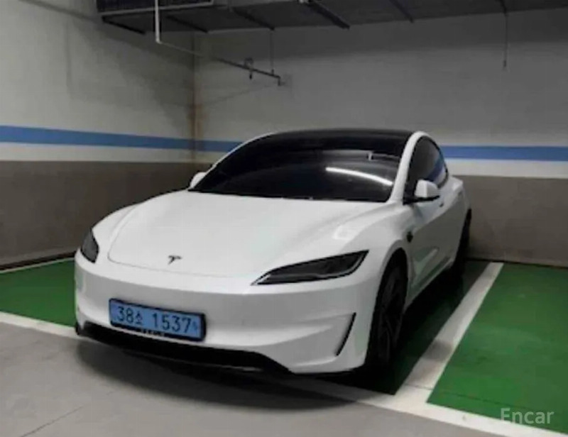 car Tesla Model 3 id34924 main photo