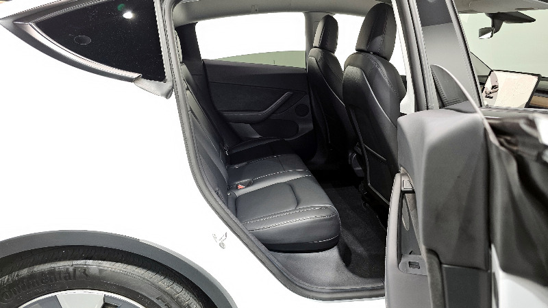 car Tesla Model Y id34972 photo #12