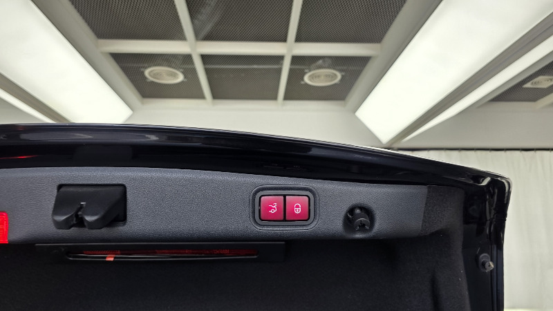 car Mercedes Benz E Class id35014 photo #27