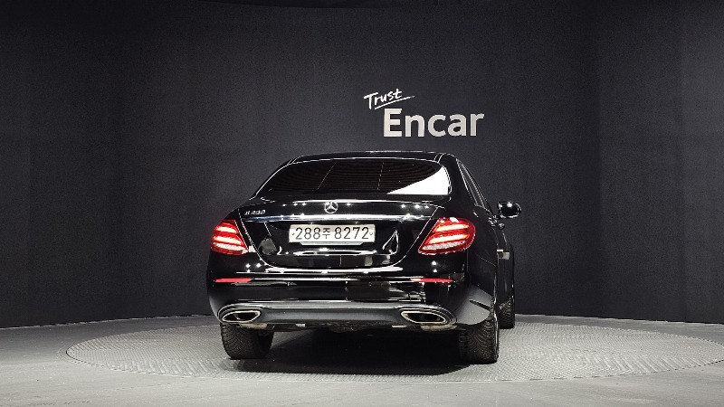 car Mercedes Benz E Class id35014 photo #4