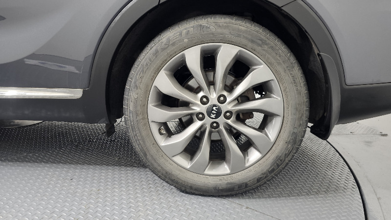 car KIA Sorento id35126 photo #21