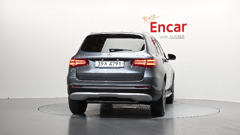 car Mercedes Benz GLC id35176 photo #4