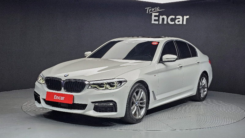 car BMW 5 Series id35202 main photo