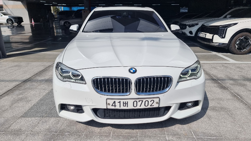 car BMW 5 Series id35233 main photo